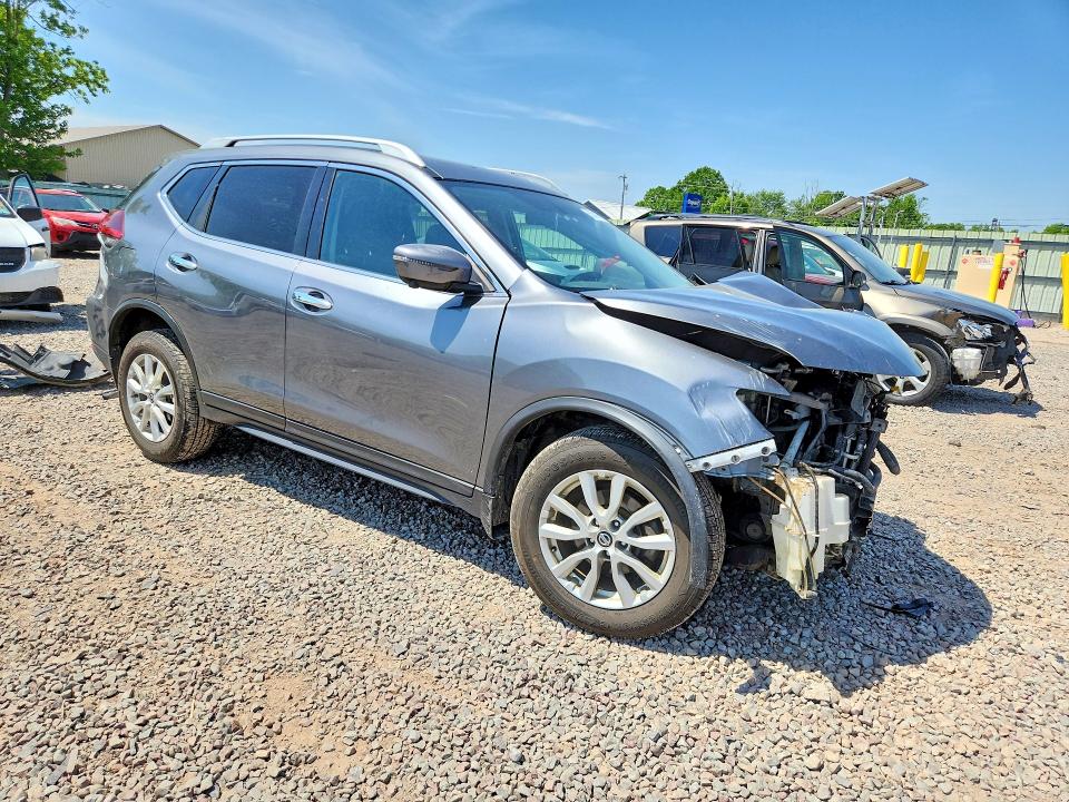 2018 Nissan Rogue მანქანა იყიდება აუქციონზე, vin: 5N1AT2MV1JC752945, აუქციონის ნომერი: 56319796