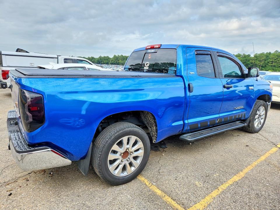 Продажа на аукционе авто 2017 Toyota Tundra, vin: 5TFUW5F14HX676452, номер лота: 58822146