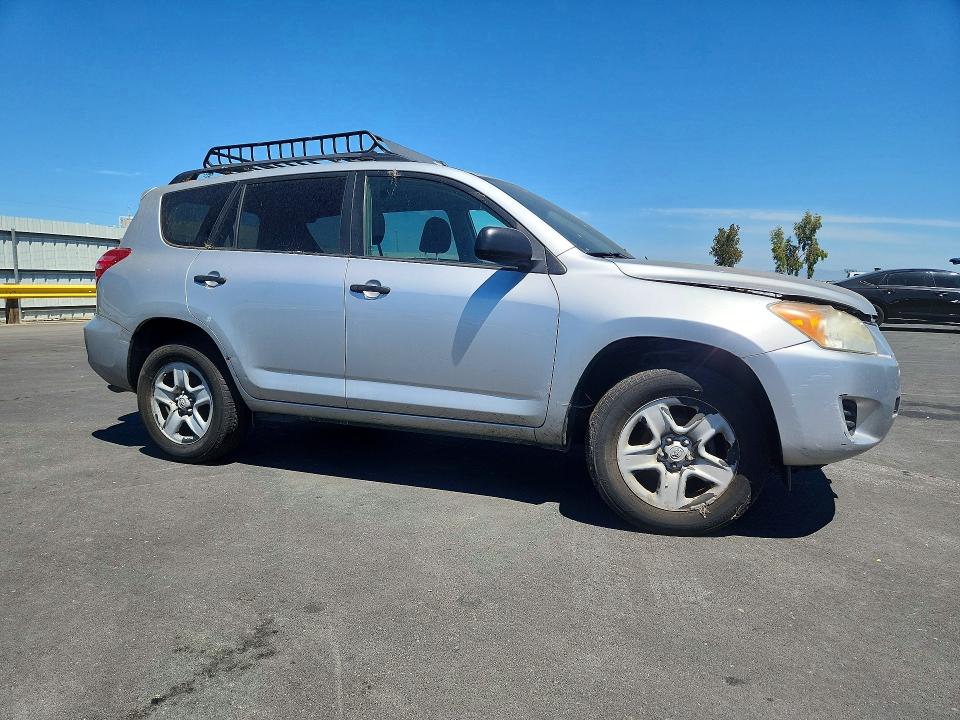 59004546 :رقم المزاد ، 2T3ZF4DV0BW070387 vin ، 2011 Toyota Rav4 مزاد بيع