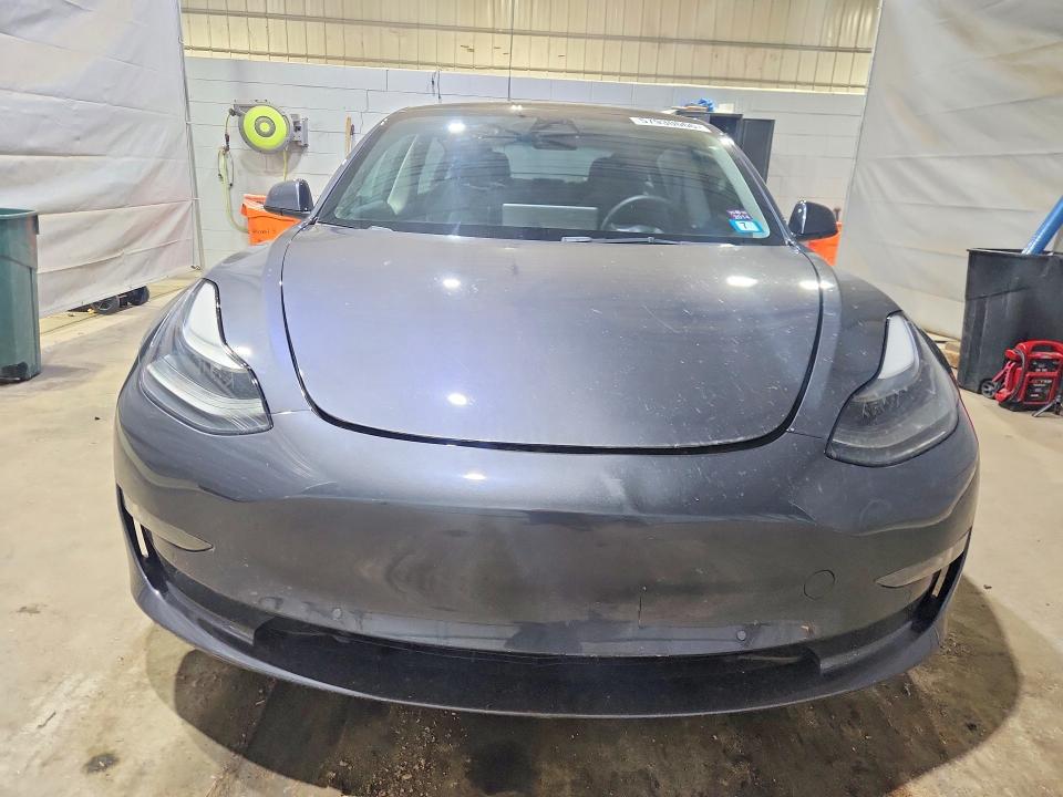 57930666 :رقم المزاد ، 5YJ3E1EC0NF202109 vin ، 2022 Tesla Model 3 مزاد بيع