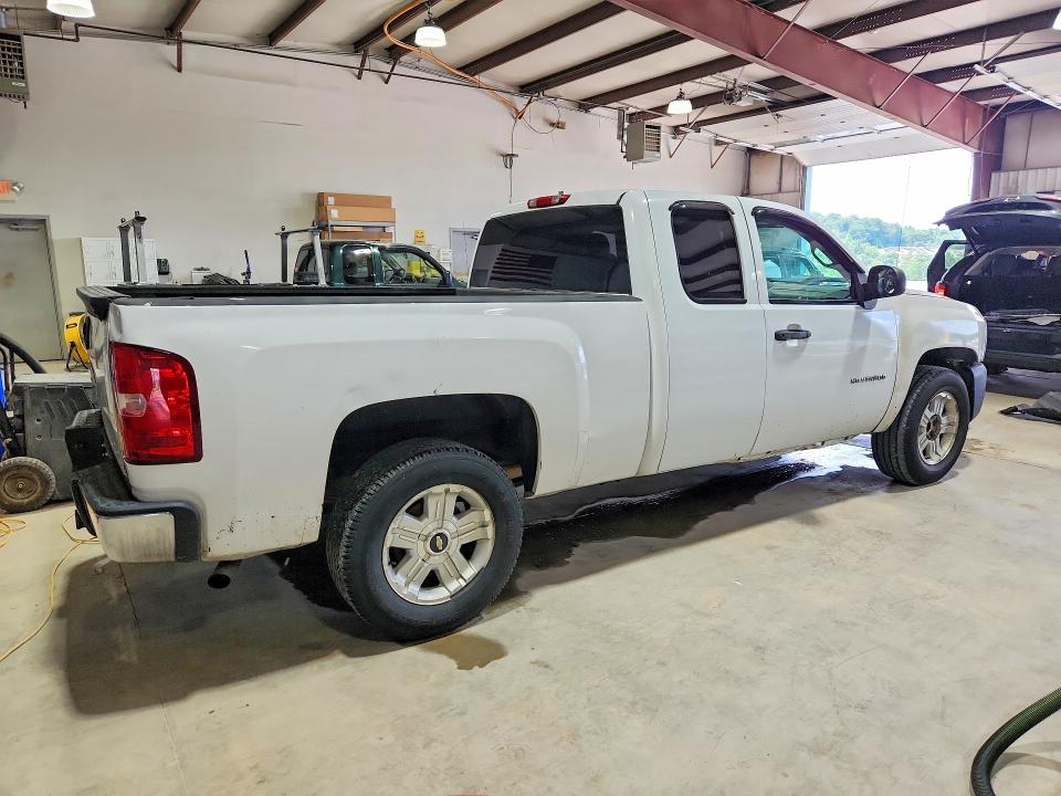 97685795 :رقم المزاد ، 1GCRCPE02BZ298209 vin ، 2011 Chevrolet Silverado مزاد بيع