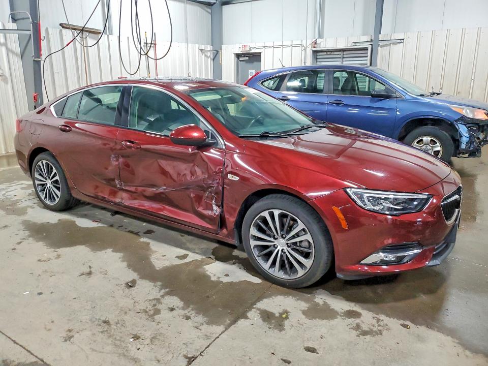 58307156 :رقم المزاد ، W04GR6SX1J1103872 vin ، 2018 Buick Regal مزاد بيع