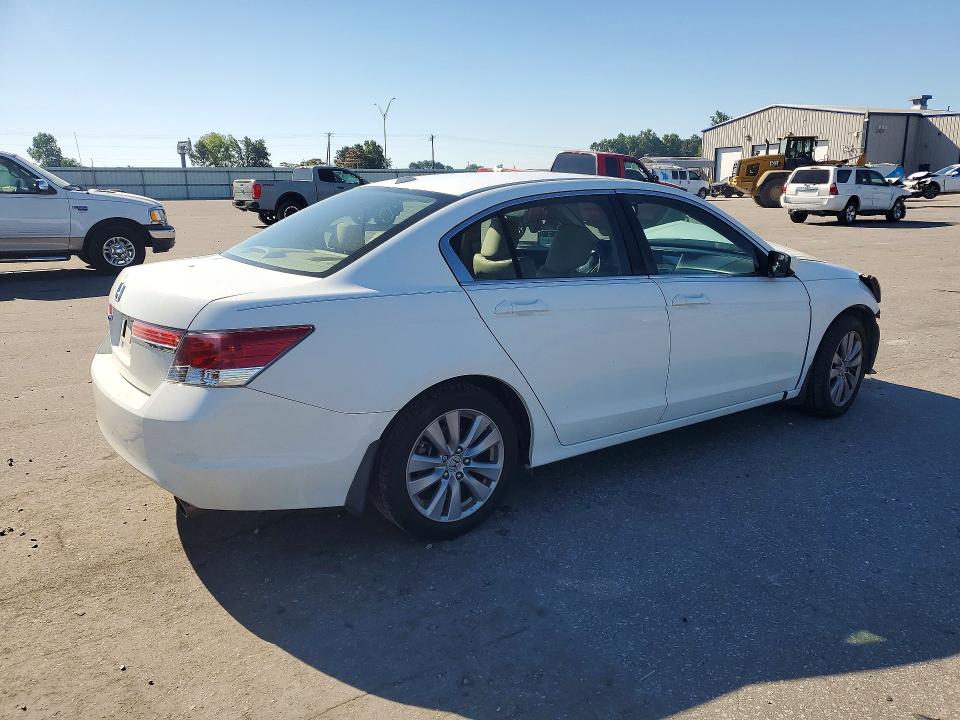 55653976 :رقم المزاد ، 1HGCP2F8XBA124695 vin ، 2011 Honda Accord مزاد بيع