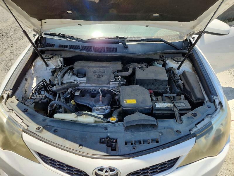 55655636 :رقم المزاد ، 4T1BF1FK2CU176515 vin ، 2012 Toyota Camry مزاد بيع