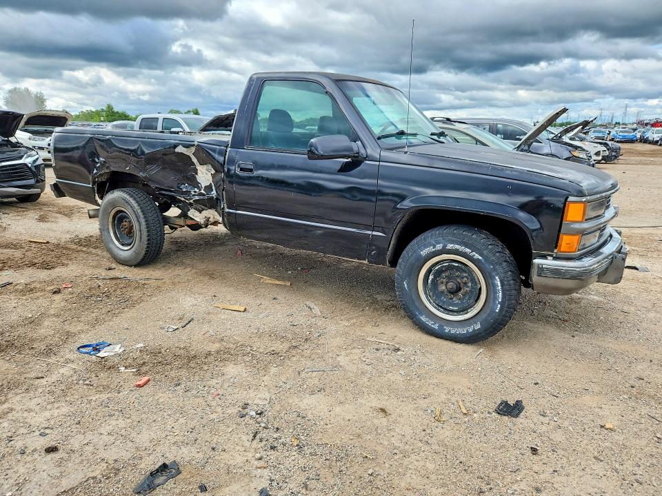 Auction sale of the 1995 Chevrolet Gmt-400, vin: 1GCGC24F5SZ231751, lot number: 57255106