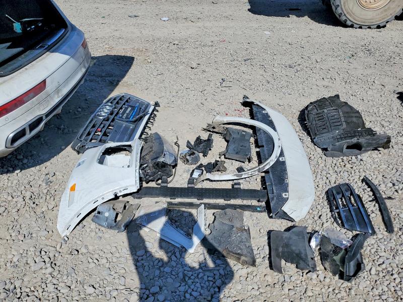 59349456 :رقم المزاد ، WA1A4AFY1J2138612 vin ، 2018 Audi Sq5 مزاد بيع