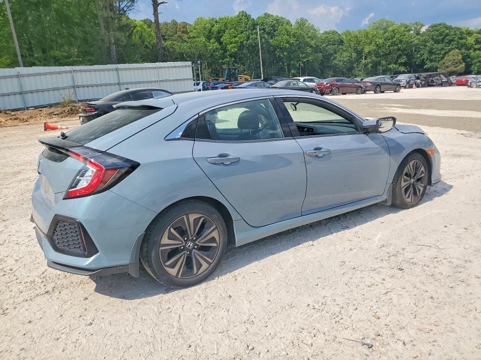 56870936 :رقم المزاد ، SHHFK7H53JU211837 vin ، 2018 Honda Civic مزاد بيع
