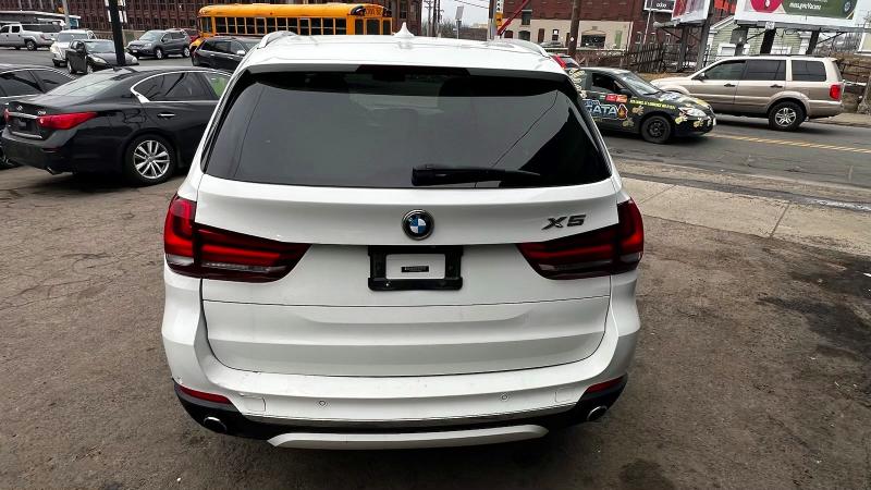 Продажа на аукционе авто 2015 Bmw X5, vin: 5UXKR0C50F0P16040, номер лота: 59137736