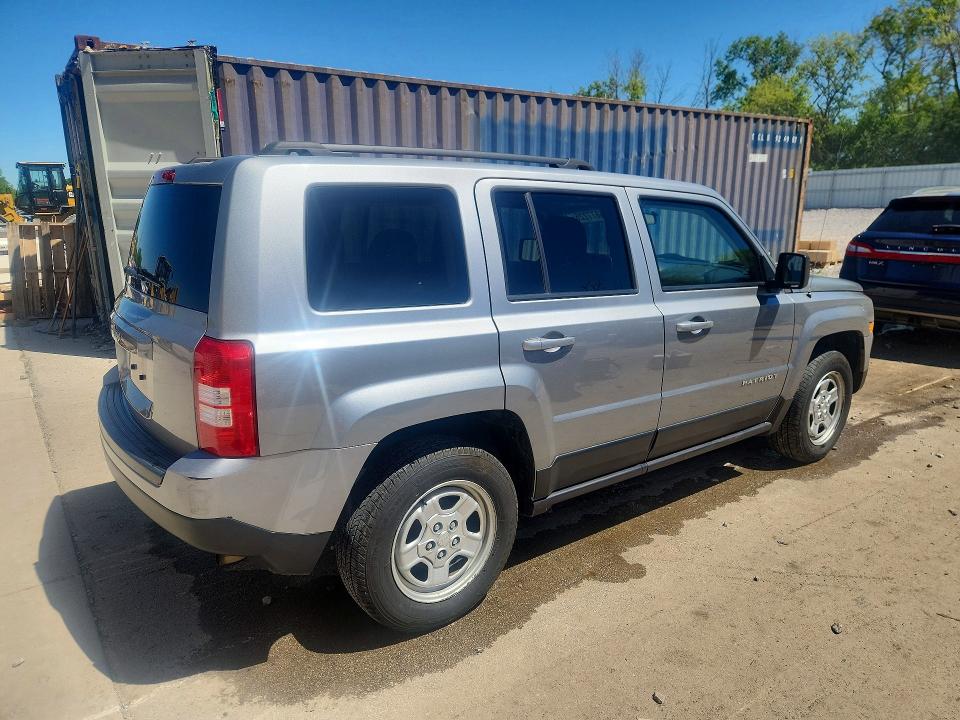 55877226 :رقم المزاد ، 1C4NJPBA3FD340889 vin ، 2015 Jeep Patriot مزاد بيع