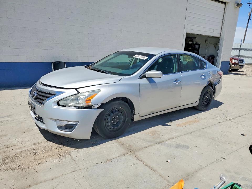 55712566 :رقم المزاد ، 1N4AL3AP1FN895685 vin ، 2015 Nissan Altima مزاد بيع