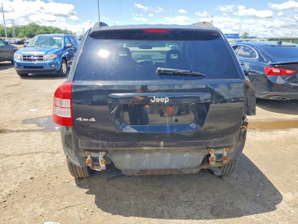 57467446 :رقم المزاد ، 1J8FF47W27D180099 vin ، 2007 Jeep Compass مزاد بيع