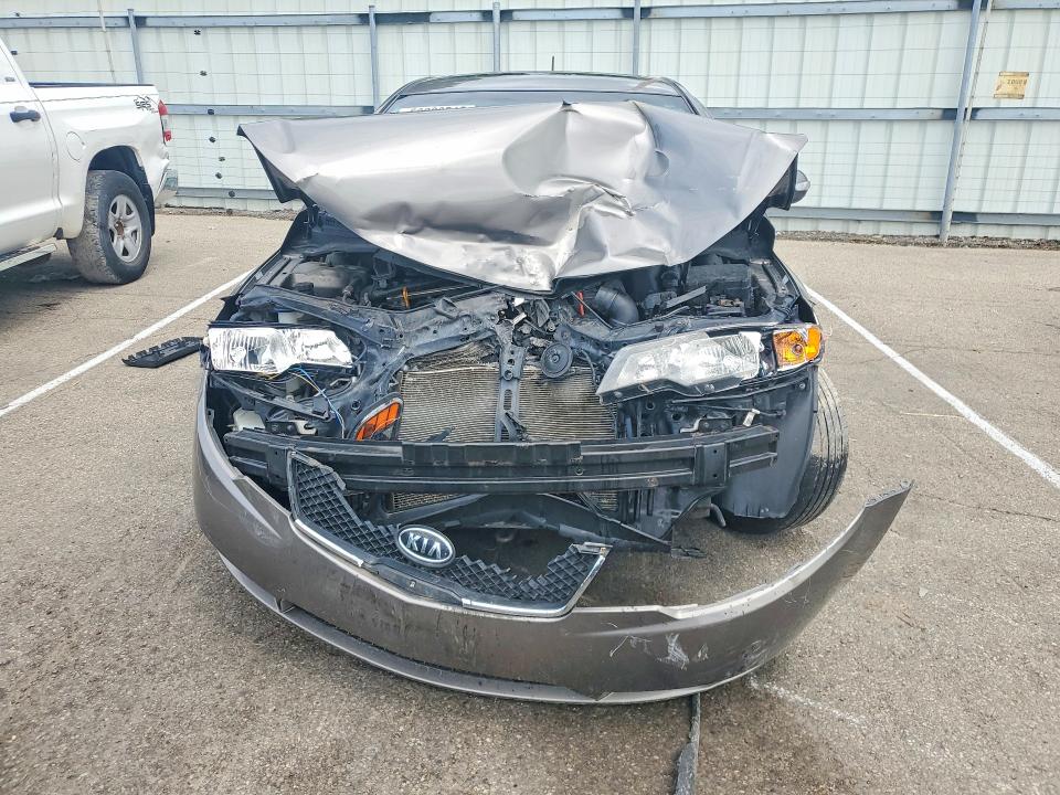 2010 Kia Forte მანქანა იყიდება აუქციონზე, vin: KNAFU4A26A5110056, აუქციონის ნომერი: 58289546