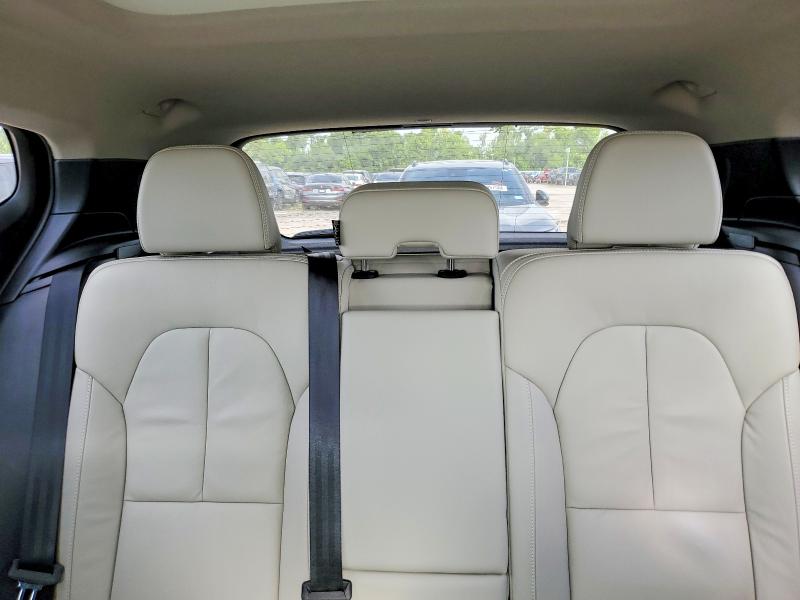 58047896 :رقم المزاد ، YV4L12UW8P2006886 vin ، 2023 Volvo Xc40 مزاد بيع