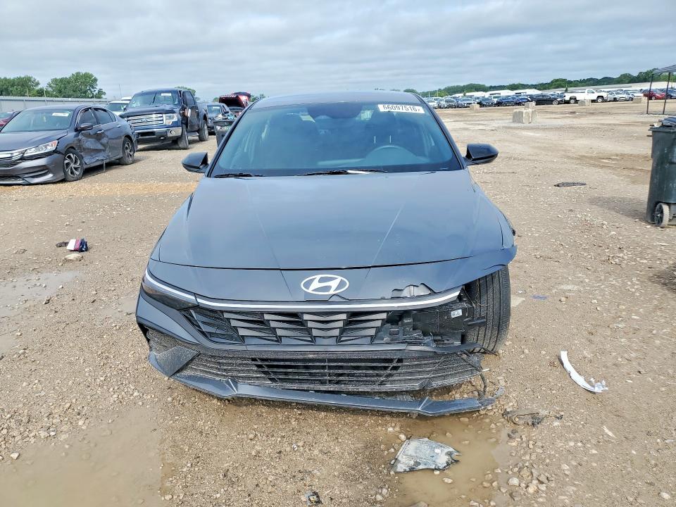 56097516 :رقم المزاد ، KMHLM4DG6SU058458 vin ، 2025 Hyundai Elantra مزاد بيع