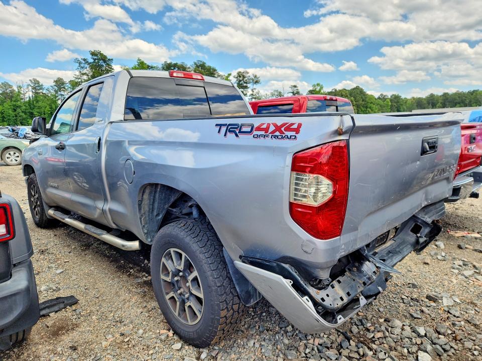 Продажа на аукционе авто 2018 Toyota Tundra, vin: 5TFUY5F1XJX686385, номер лота: 56142826