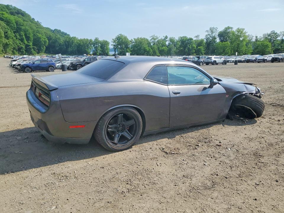 2015 Dodge Challenger მანქანა იყიდება აუქციონზე, vin: 2C3CDZBT1FH815930, აუქციონის ნომერი: 56718866