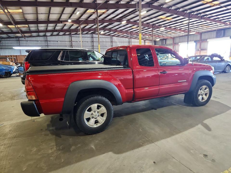 57785536 :رقم المزاد ، 5TFUX4EN2FX036586 vin ، 2015 Toyota Tacoma مزاد بيع