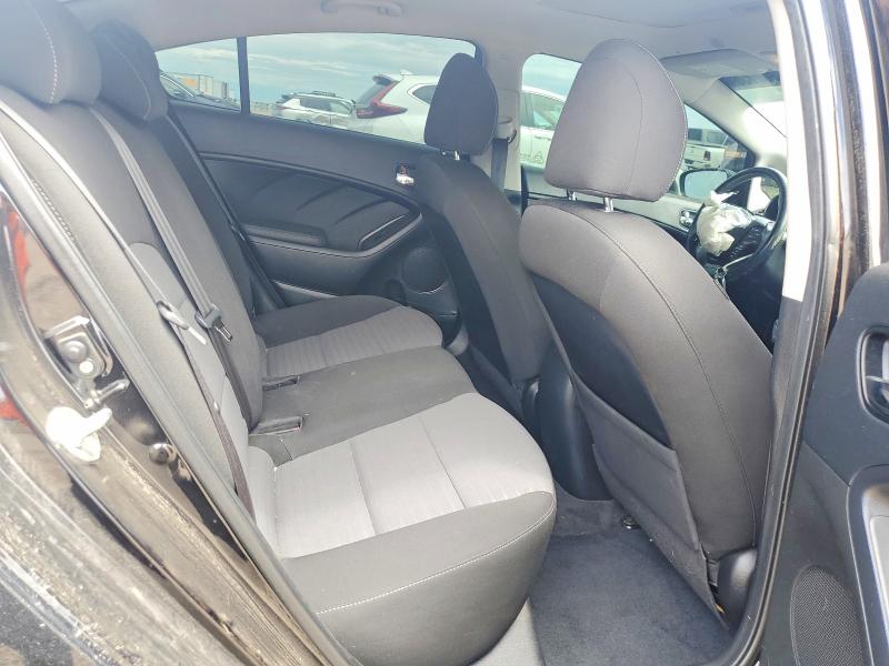 2018 Kia Forte მანქანა იყიდება აუქციონზე, vin: 3KPFL4A74JE226409, აუქციონის ნომერი: 56040136