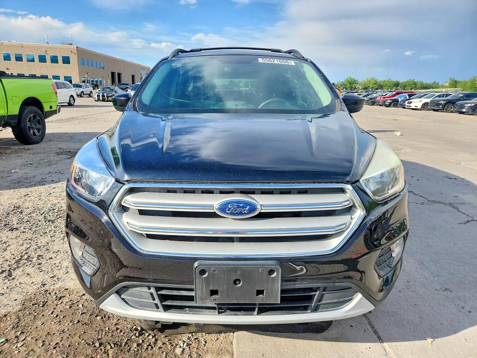 Продажа на аукционе авто 2017 Ford Escape, vin: 1FMCU9G99HUB94196, номер лота: 55621656