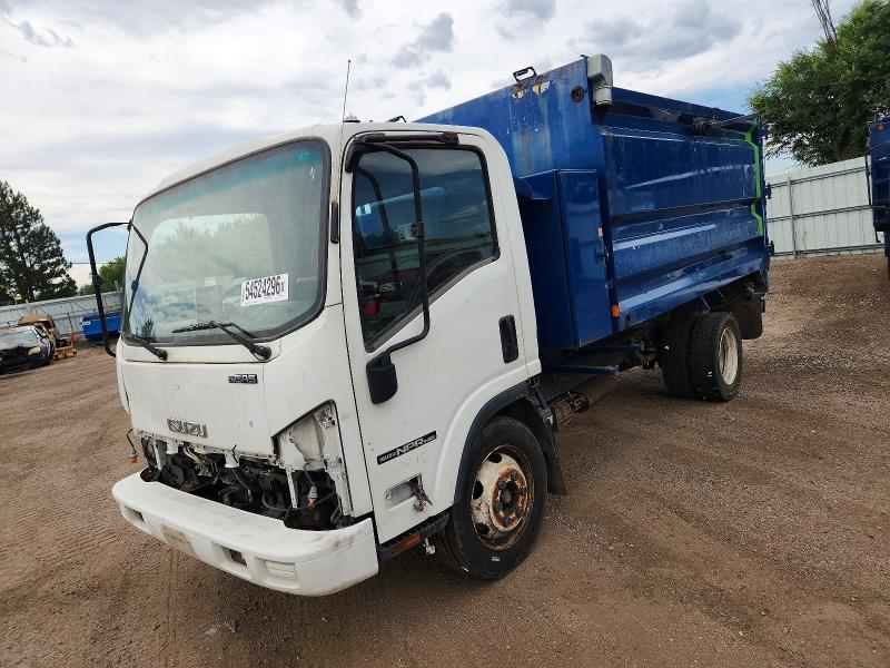 54524296 :رقم المزاد ، 54DC4W1B1FS804157 vin ، 2015 Isuzu Npr Hd مزاد بيع