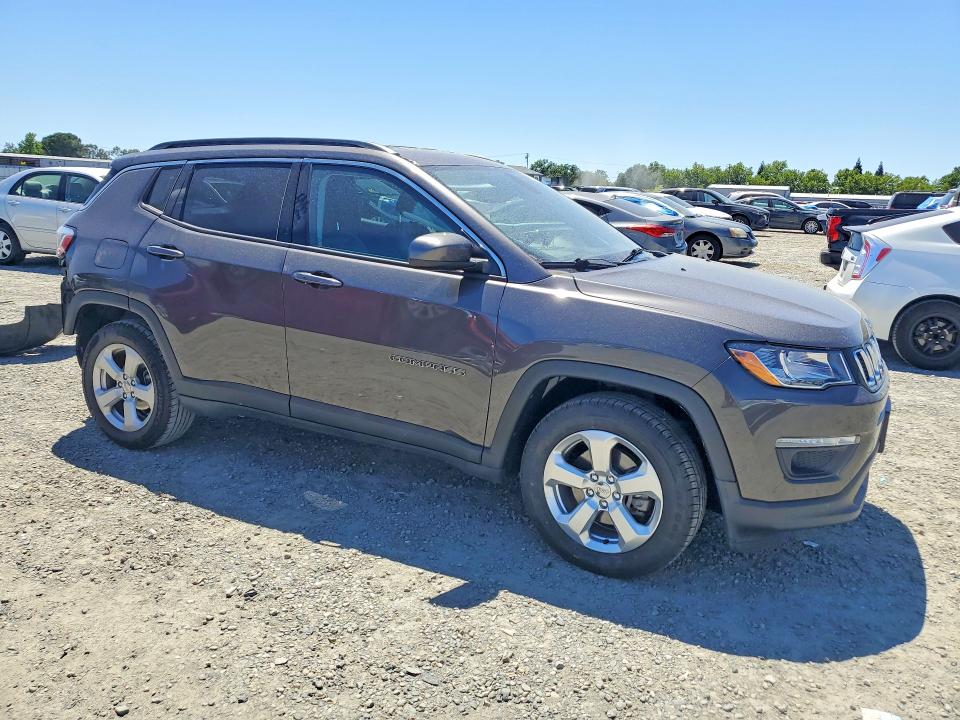 57024836 :رقم المزاد ، 3C4NJCBB6JT466555 vin ، 2018 Jeep Compass مزاد بيع