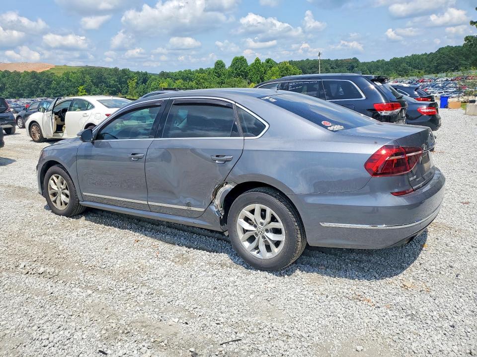 2017 Volkswagen Passat მანქანა იყიდება აუქციონზე, vin: 1VWAT7A38HC072763, აუქციონის ნომერი: 58619596