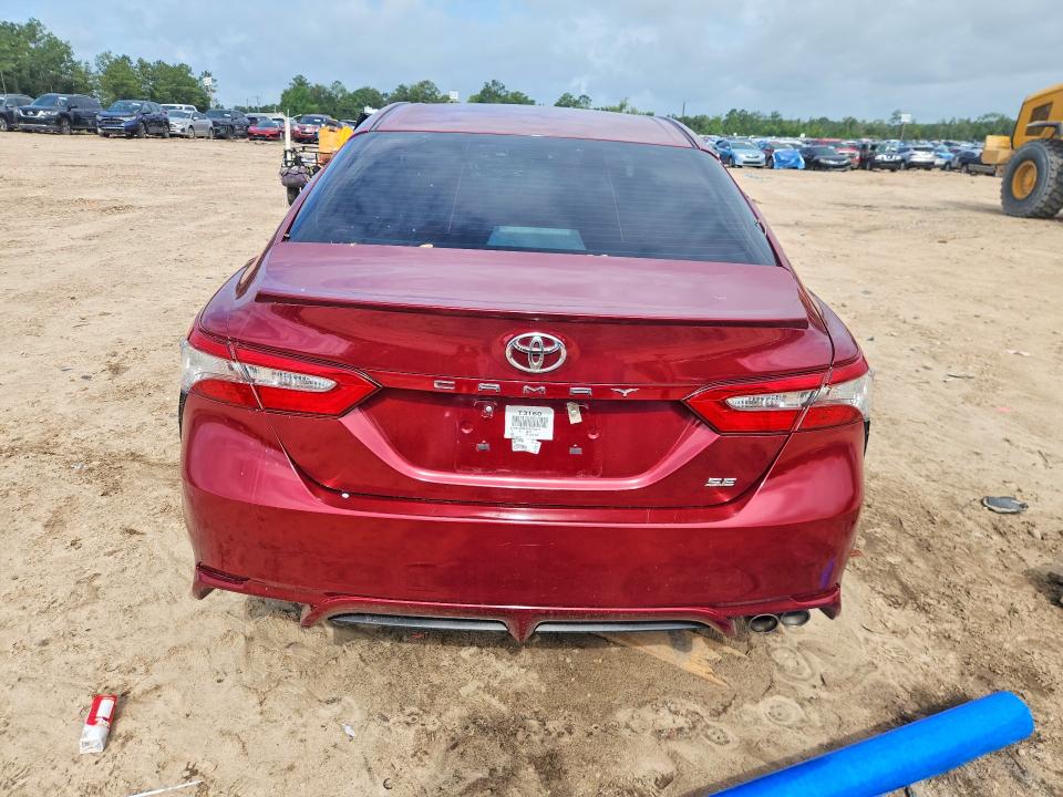 Aukcja sprzedaży 2018 Toyota Camry, vin: 4T1B11HK4JU572213, numer aukcji: 57716096