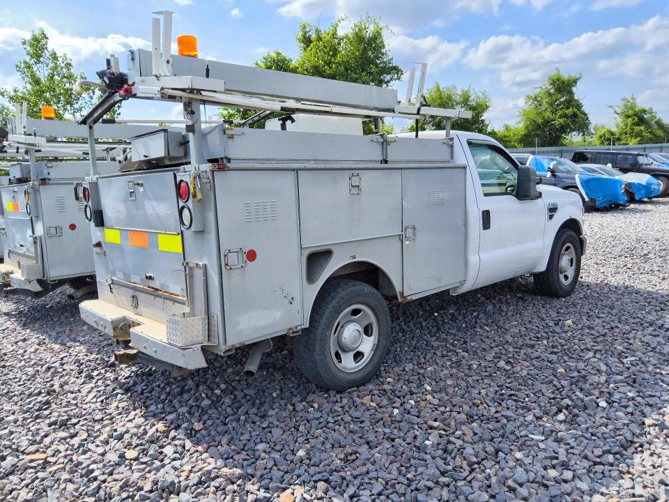 52465566 :رقم المزاد ، 1FDSF30588EC23000 vin ، 2008 Ford F350 مزاد بيع