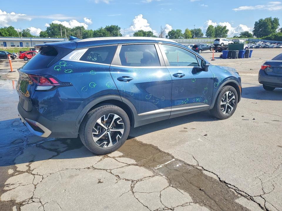 Продажа на аукционе авто 2024 Kia Sportage, vin: KNDPVCDG1R7168999, номер лота: 55383706