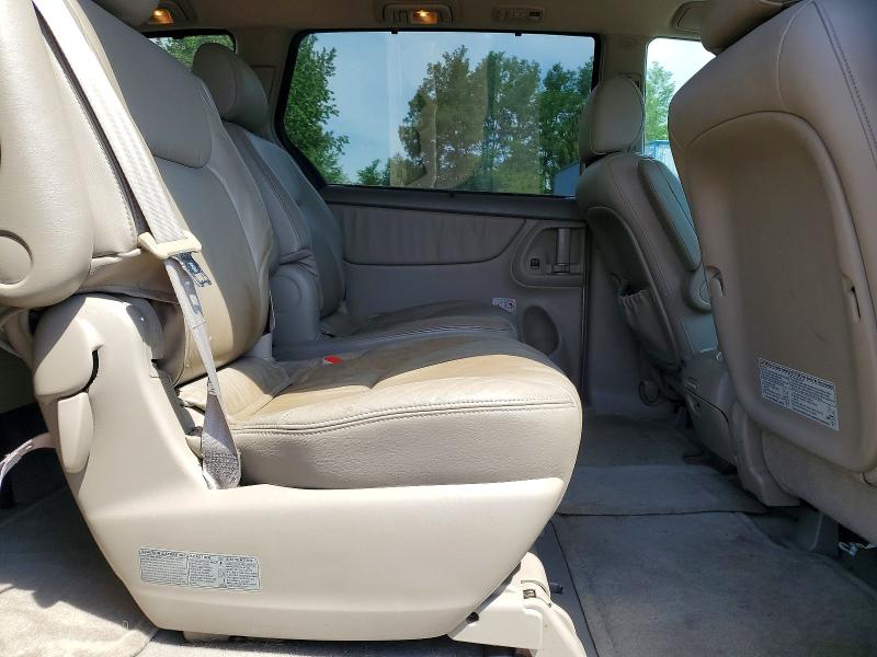 2004 Toyota Sienna მანქანა იყიდება აუქციონზე, vin: 5TDZA22C64S165349, აუქციონის ნომერი: 57590766