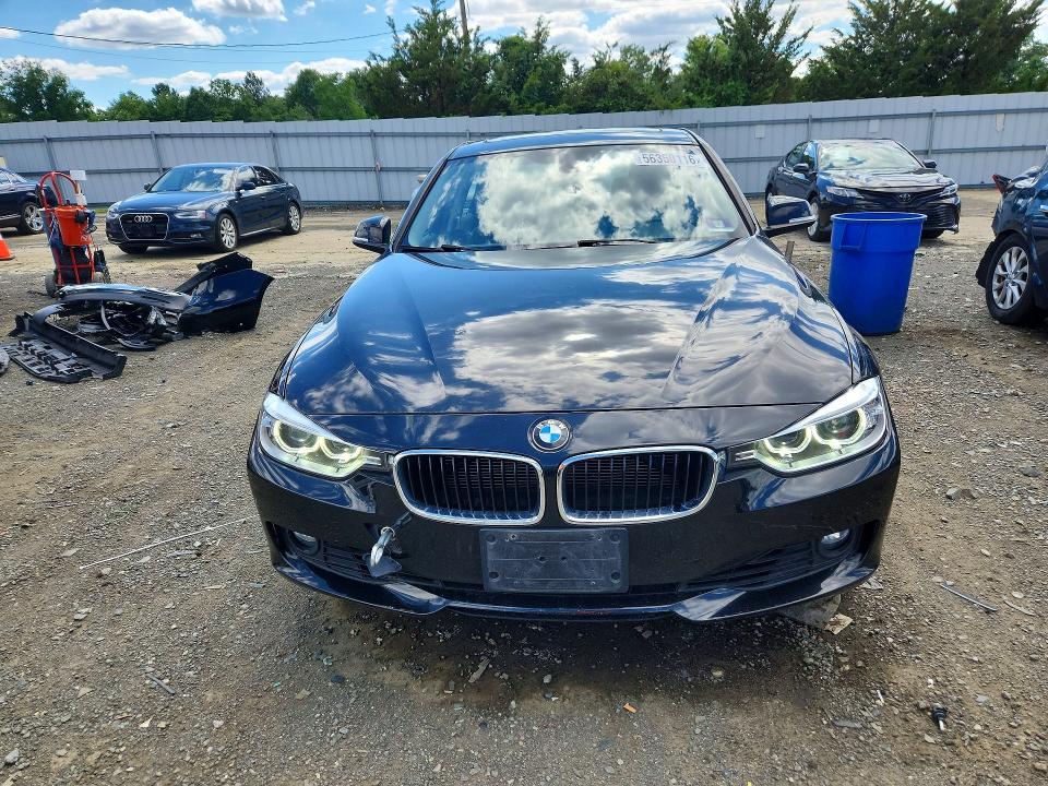 56350116 :رقم المزاد ، WBA3B3G50DNP38526 vin ، 2013 Bmw 328 مزاد بيع