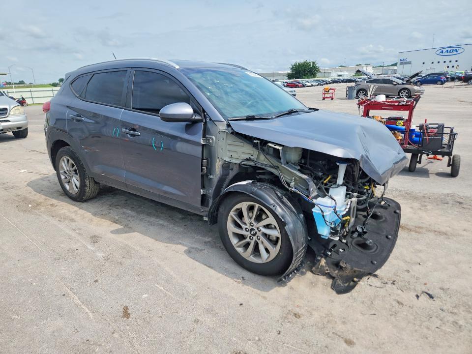 58285316 :رقم المزاد ، KM8J33A4XHU499002 vin ، 2017 Hyundai Tucson مزاد بيع