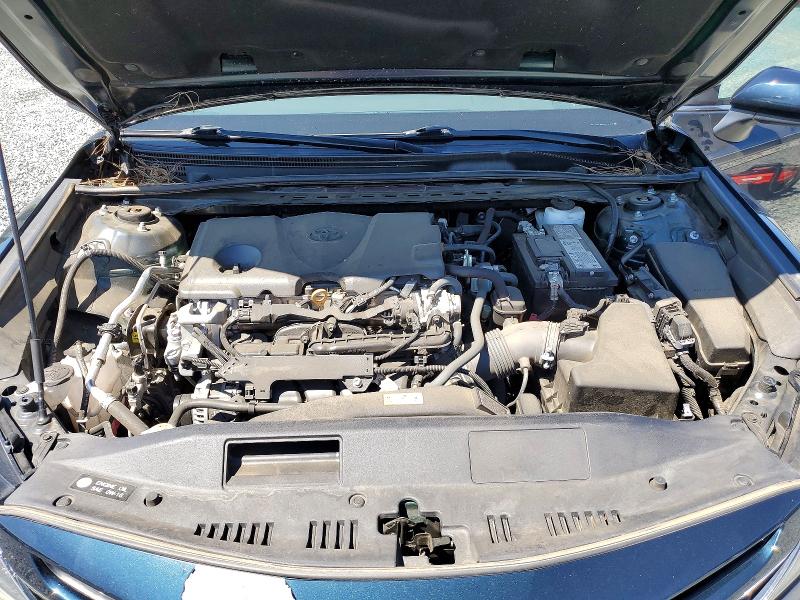 56318816 :رقم المزاد ، 4T1G11AK5MU462176 vin ، 2021 Toyota Camry مزاد بيع