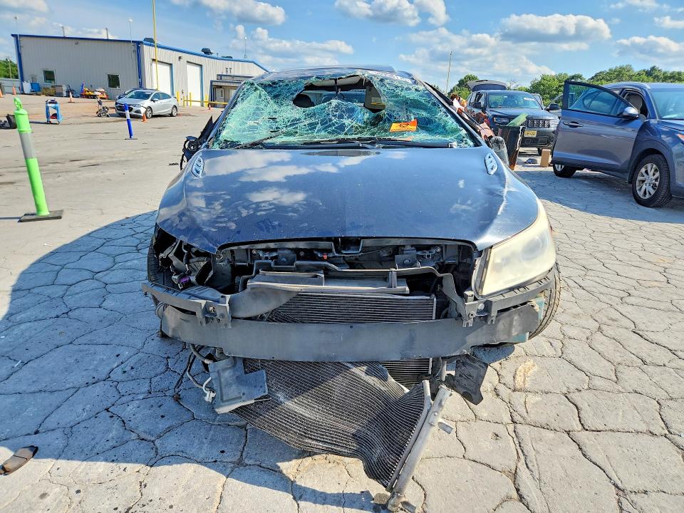 58958116 :رقم المزاد ، 1G4GJ5E36CF121866 vin ، 2012 Buick Lacrosse مزاد بيع