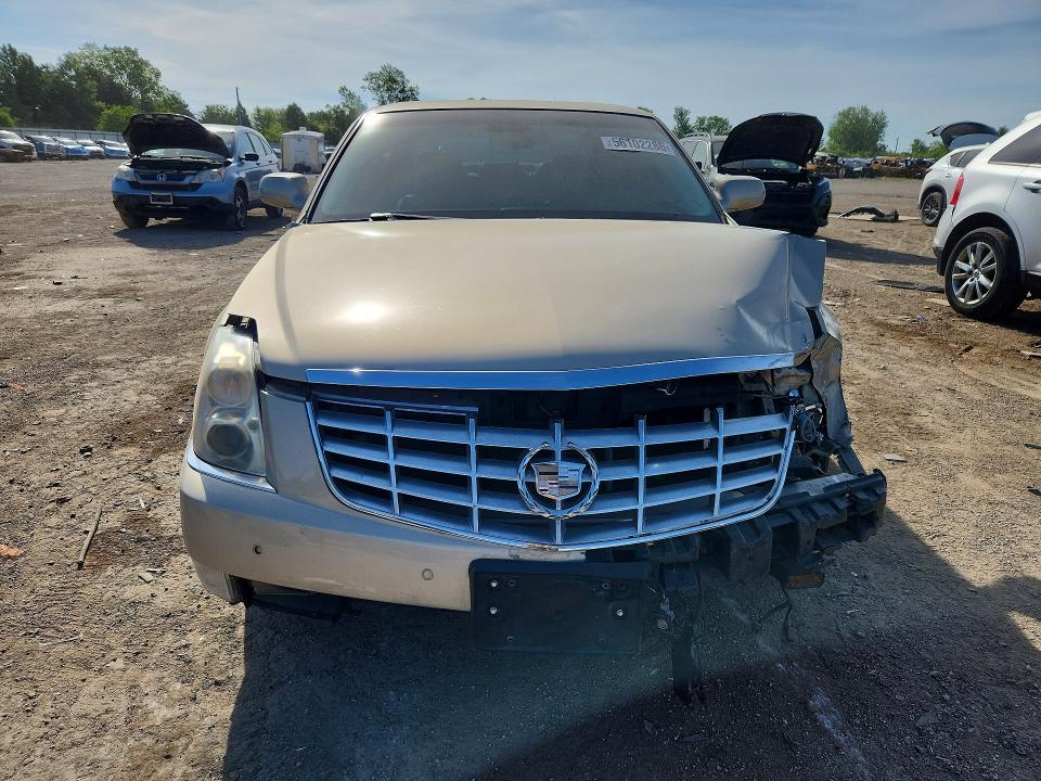 56102286 :رقم المزاد ، 1G6KD57Y98U116455 vin ، 2008 Cadillac Dts مزاد بيع