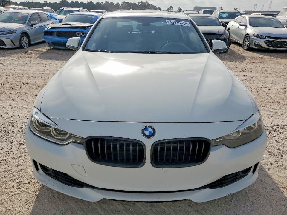 2016 Bmw 328 მანქანა იყიდება აუქციონზე, vin: WBA8E9C58GK648942, აუქციონის ნომერი: 58929916