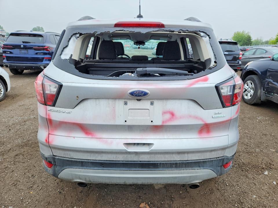 Auction sale of the 2017 Ford Escape, vin: 1FMCU0GD5HUE26535, lot number: 55571596