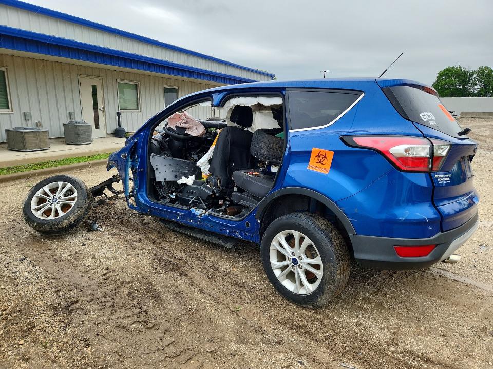 2017 Ford Escape მანქანა იყიდება აუქციონზე, vin: 1FMCU9GD6HUC00136, აუქციონის ნომერი: 57016866