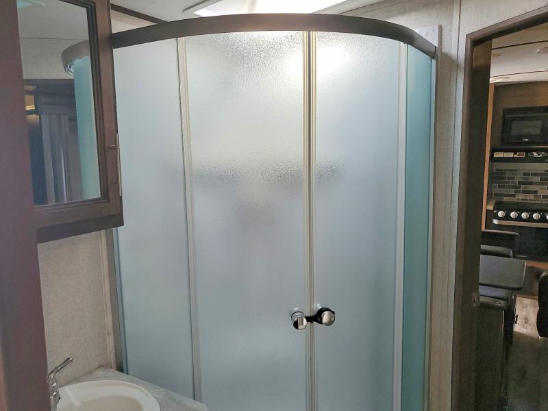 50974856 :رقم المزاد ، 4YDT24S2XLC509123 vin ، 2020 Keystone Cougar 24sabwe مزاد بيع