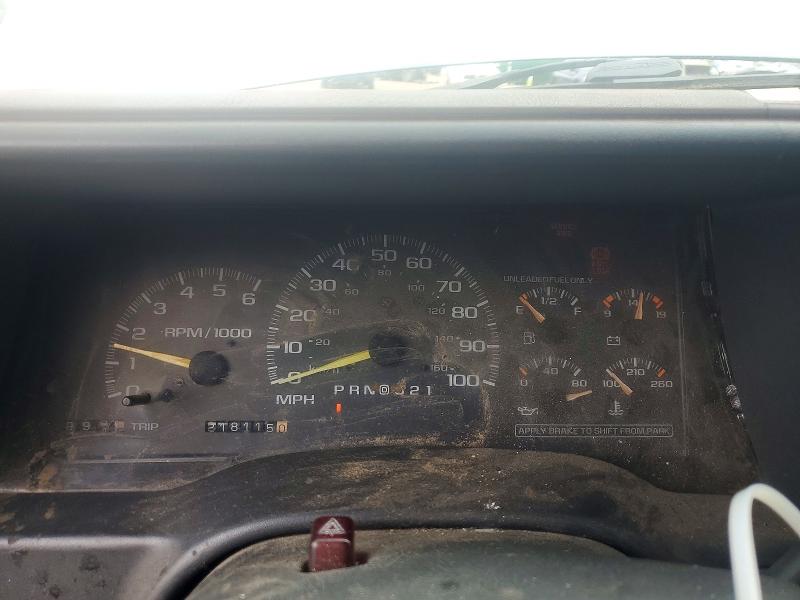 1998 Chevrolet Tahoe მანქანა იყიდება აუქციონზე, vin: 1GNEC13R5WJ358119, აუქციონის ნომერი: 58511476
