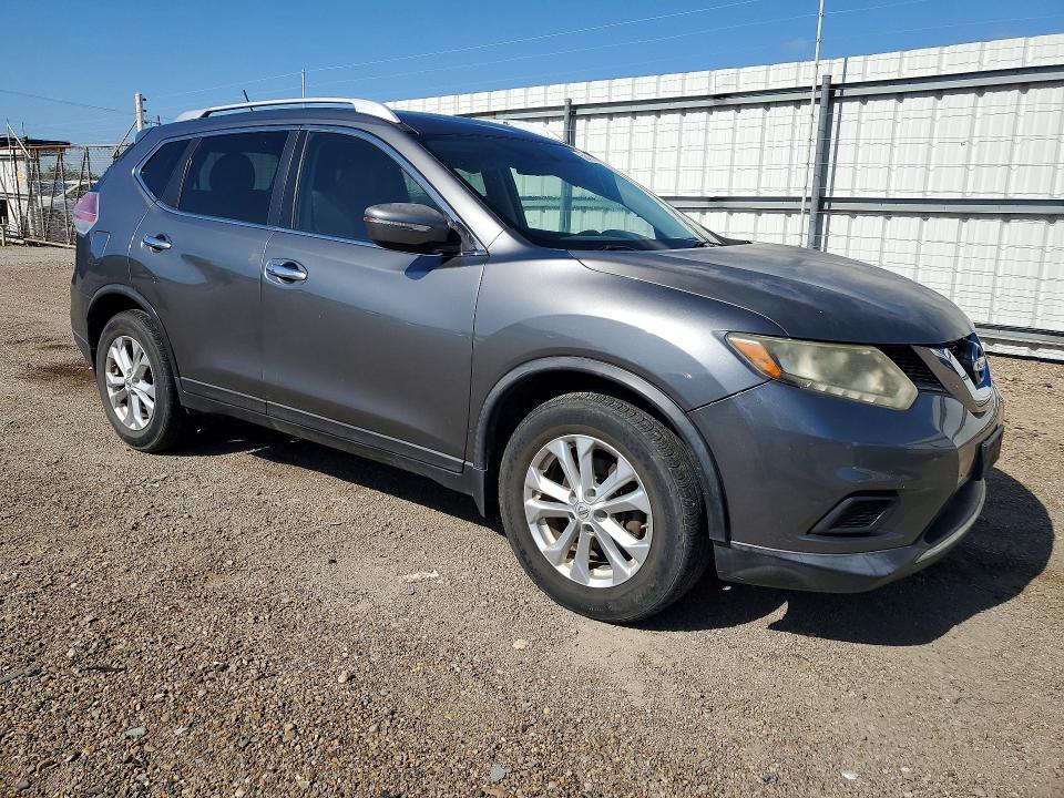 58450616 :رقم المزاد ، KNMAT2MTXFP551256 vin ، 2015 Nissan Rogue مزاد بيع