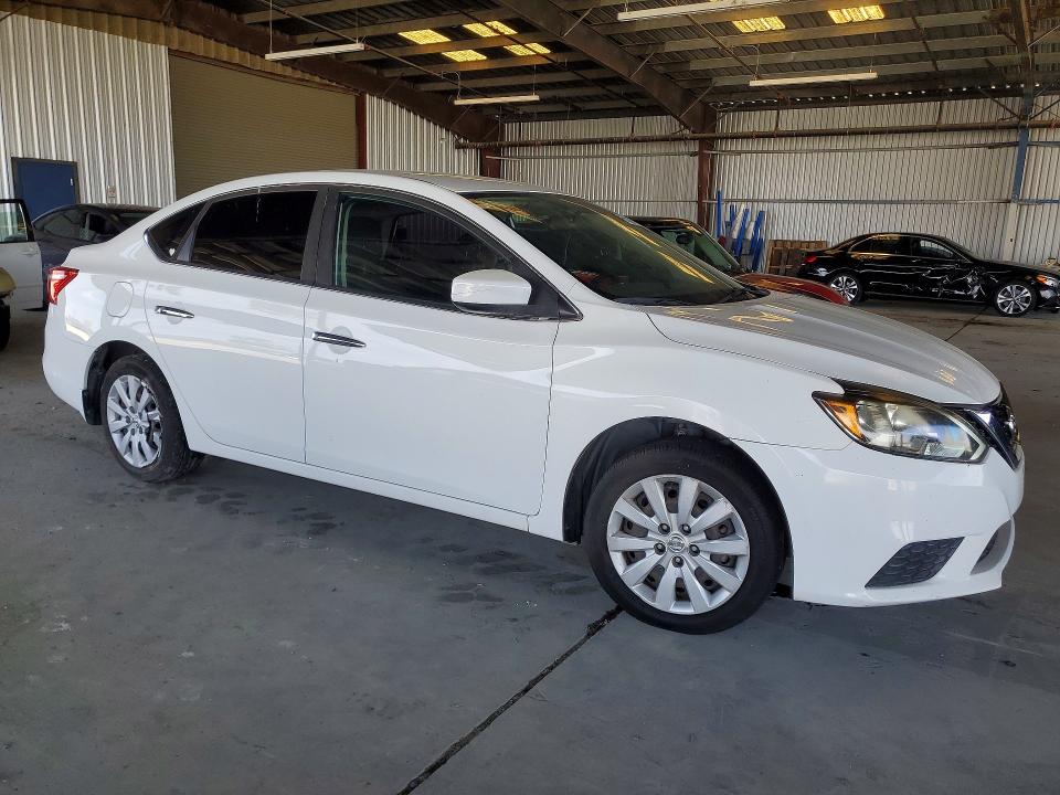 Auction sale of the 2017 Nissan Sentra, vin: 3N1AB7AP3HY225813, lot number: 55981856