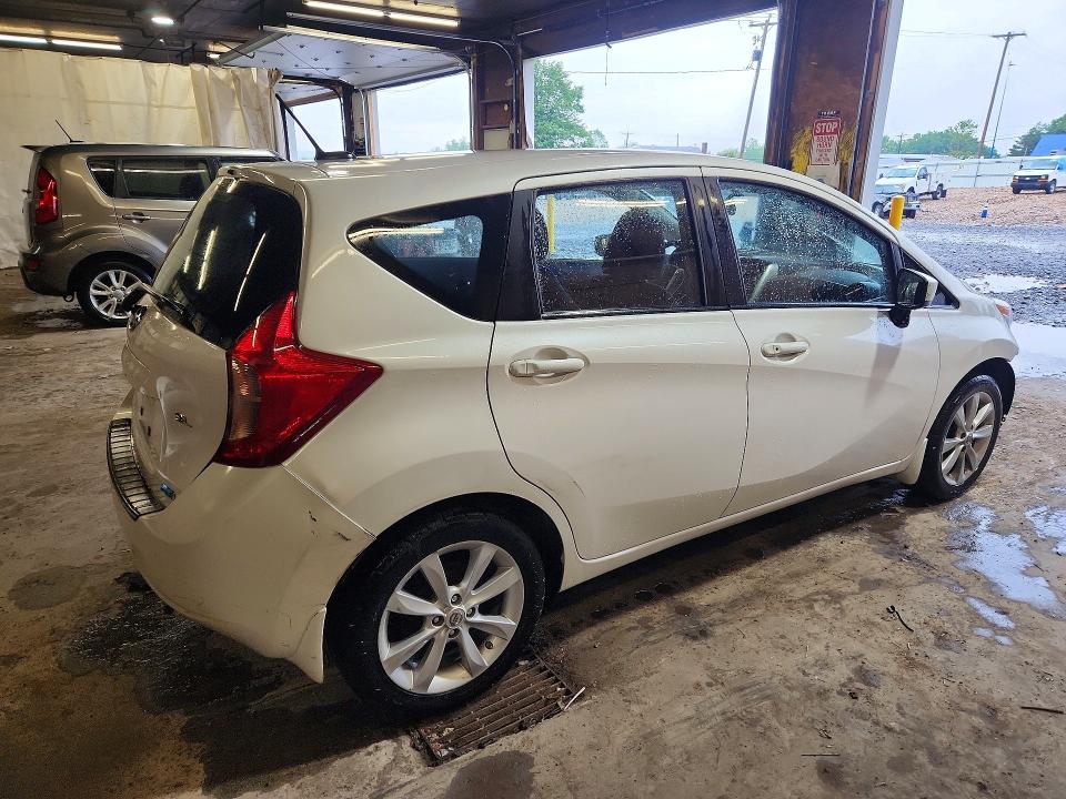 58001386 :رقم المزاد ، 3N1CE2CP1FL362758 vin ، 2015 Nissan Versa Note مزاد بيع