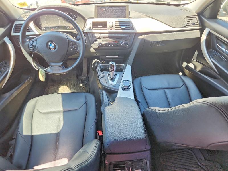 2015 Bmw 320 მანქანა იყიდება აუქციონზე, vin: WBA3B1C50FP831533, აუქციონის ნომერი: 56481696