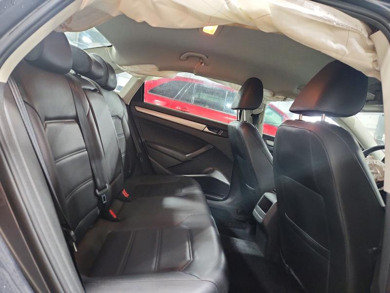 Продаж на аукціоні авто 2015 Volkswagen Passat, vin: 1VWAT7A35FC122998, номер лоту: 57177726