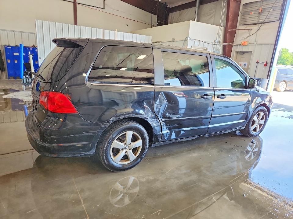 55565216 :رقم المزاد ، 2V8HW34159R544894 vin ، 2009 Volkswagen Routan مزاد بيع