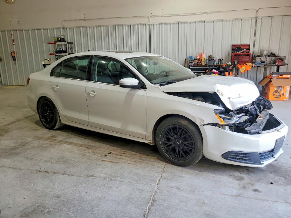 2014 Volkswagen Jetta მანქანა იყიდება აუქციონზე, vin: 3VWD17AJ3EM322132, აუქციონის ნომერი: 76292615