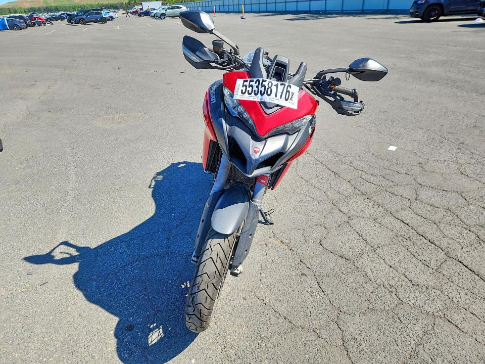 55358176 :رقم المزاد ، ZDMAAEDT1LB004333 vin ، 2020 Ducati Multistrada مزاد بيع