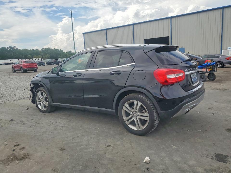 55541756 :رقم المزاد ، WDCTG4GB7FJ112458 vin ، 2015 Mercedes-benz Gla مزاد بيع