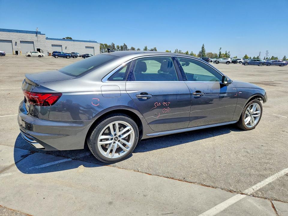 Продаж на аукціоні авто 2021 Audi A4, vin: WAUEAAF43MA078806, номер лоту: 55545916